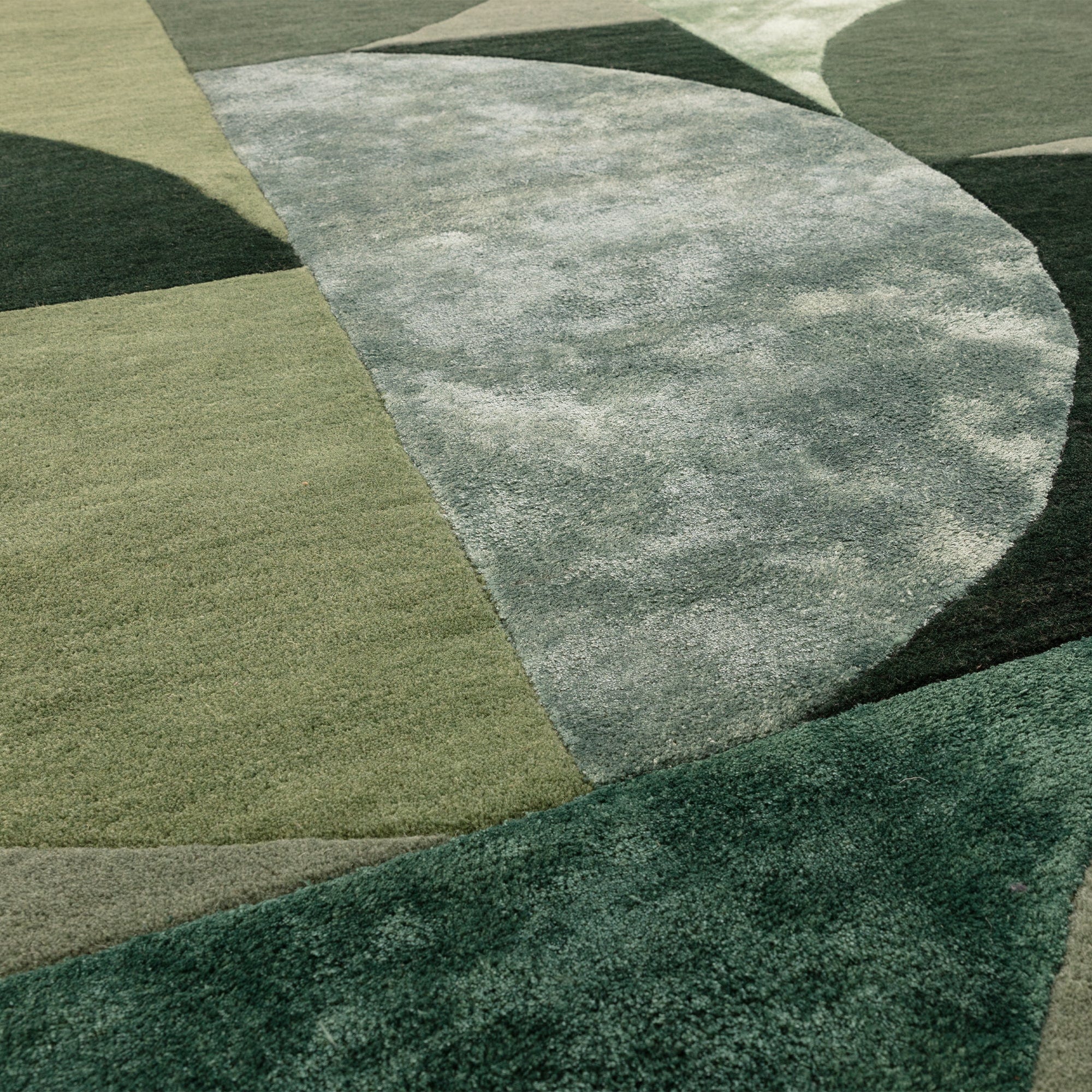 Atmacha Home And Living Rug Matrix Oval Forest Rug MAX75